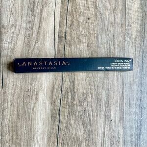 BNIB Anastasia Beverly Hills Brow Wiz - caramel